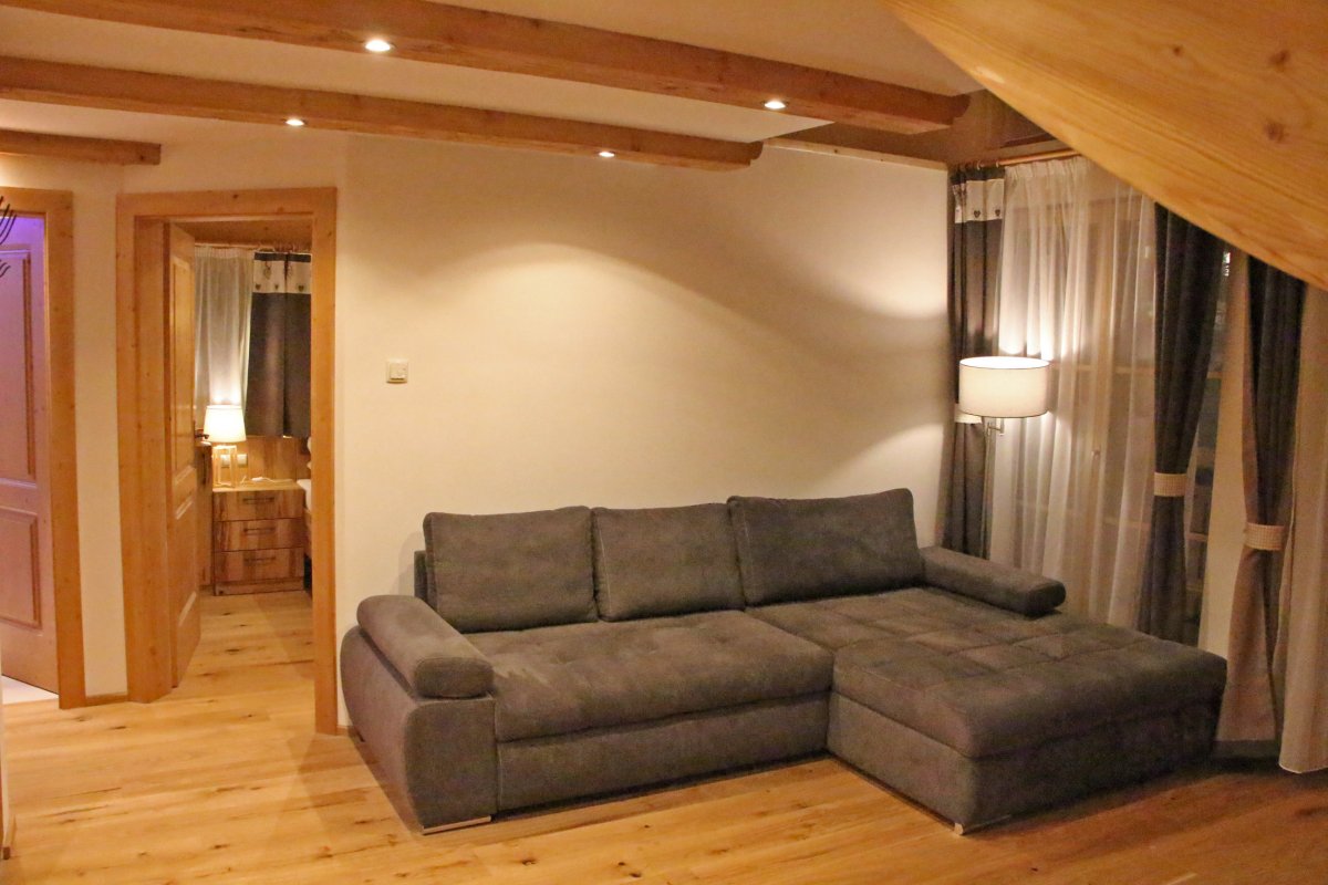 Riesen-Sofabett im Wohnzimmer